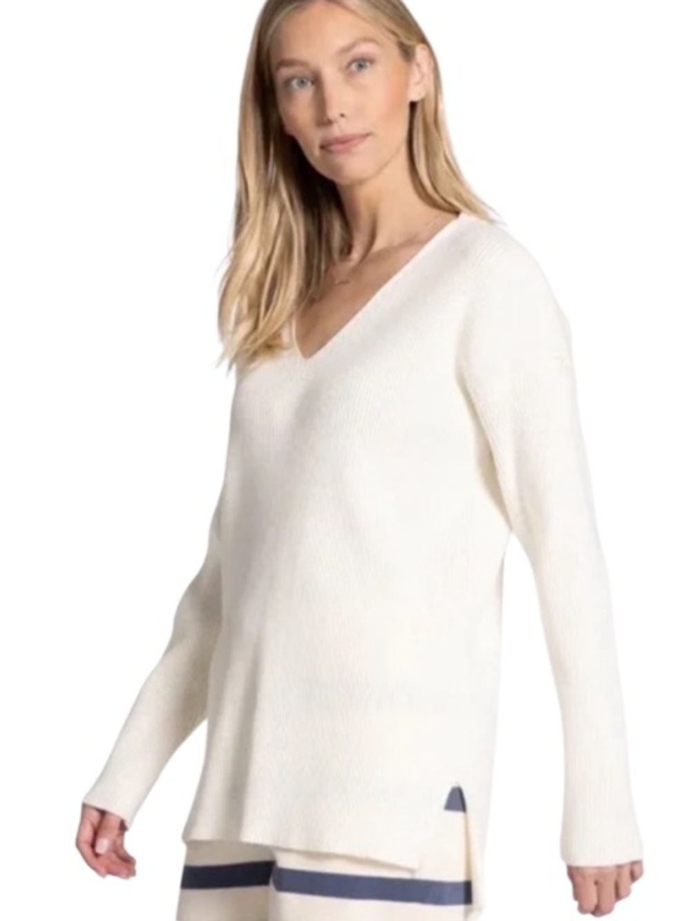 NWT TXS by Thread & Supply V-Neck Shadi Sweater White Large